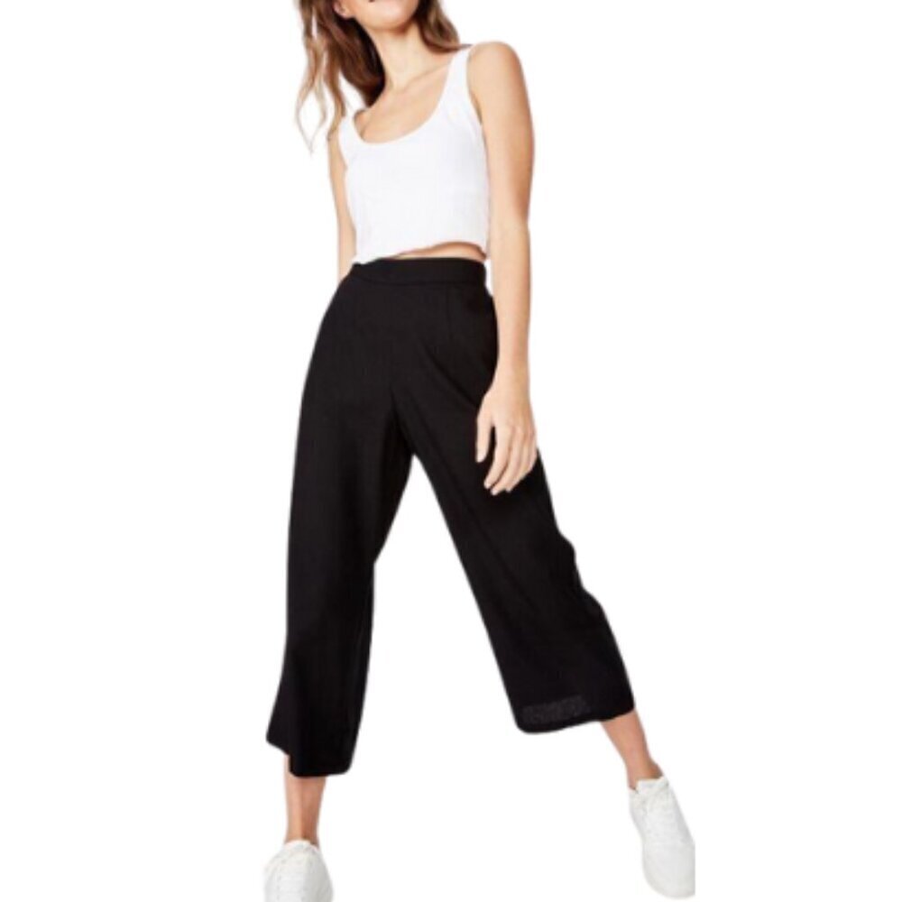 Uniqlo Womens Small Knitted Cropped Culotte Pant In Black